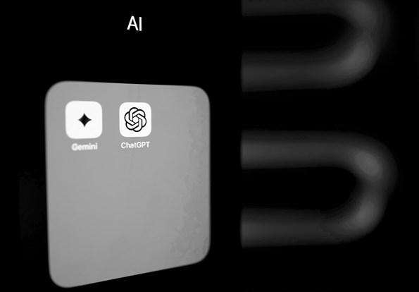 ChatGPT, Write My Resume: Understanding the Pros and Cons of using AI in the Job Hunt Image 1